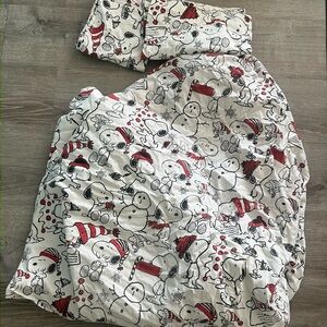 Pottery Barn Teen Snoopy Holiday Flannel Queen Sheet Set 1 Fitted 2 pillowcases